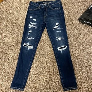 Size 6 American eagle skinny distressed jeans